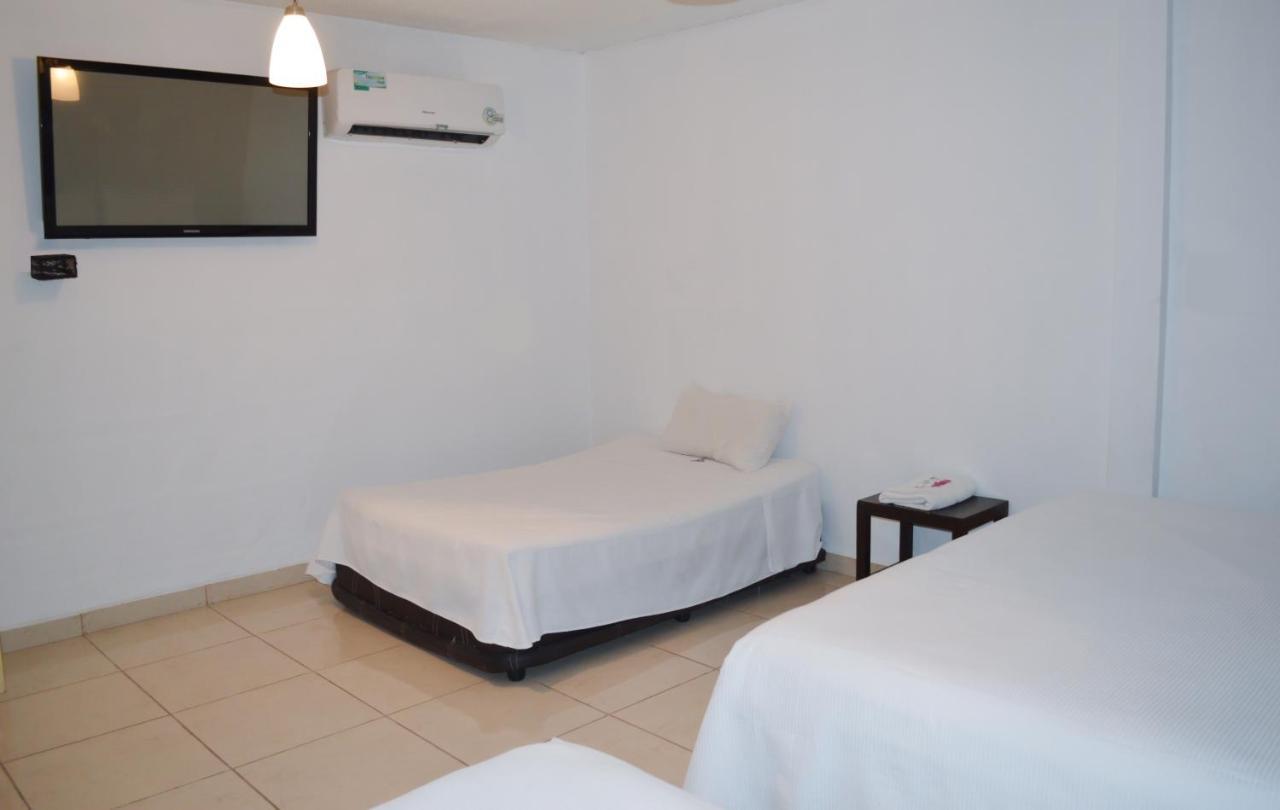 Hotel Paraiso Inn Tehuacán エクステリア 写真