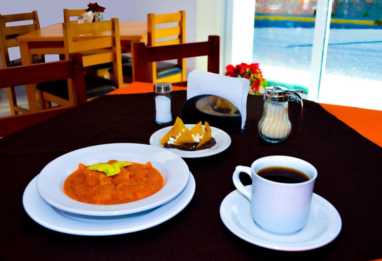 Hotel Paraiso Inn Tehuacán エクステリア 写真