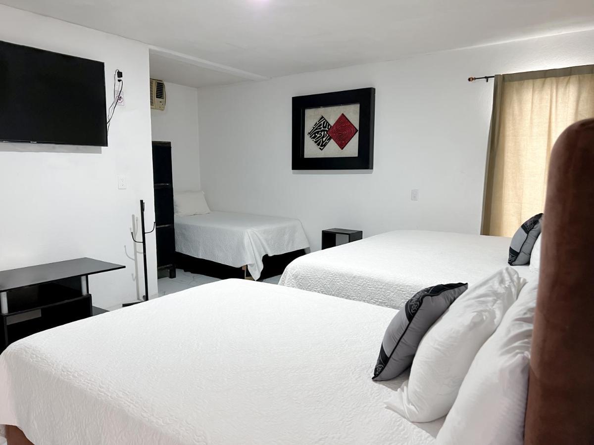 Hotel Paraiso Inn Tehuacán エクステリア 写真